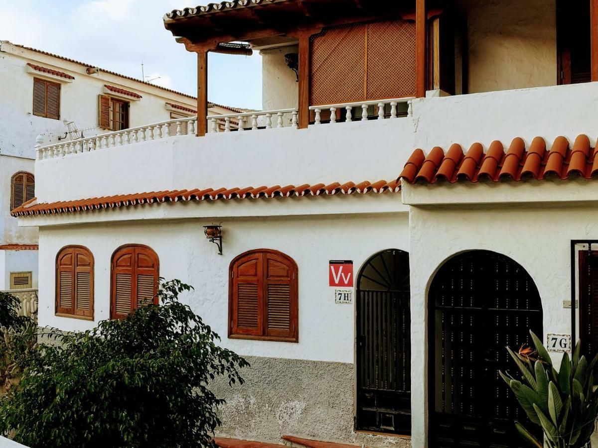 La Palmera1 Casa Al Primer Piso Con 2 Dormitorios - Two Bedroom House On The First Floor --- La Palmera 2 Casa En Planta Baja Con 1 Dormitorio, One Bedroom House On The Ground Floor Agaete  Exterior photo